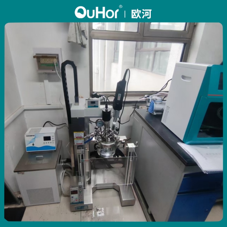 251010内蒙古彼得科技AIR-1S超声波搅拌乳化反应釜安装现场.jpg 251010内蒙古彼得科技AIR-1S超声波搅拌乳化反应釜安装现场.jpg